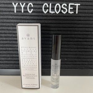 ✨CLOSET CLEAR OUT ✨ Hyaluronic Acid Lip Serum